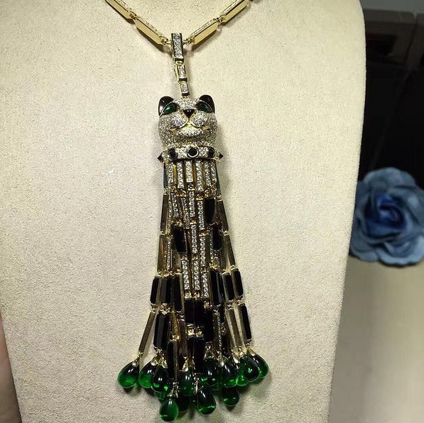 Cartier Panthere de Cartier Necklace 18K White Gold Pave Diamonds with Emeralds & Onyx HP700480