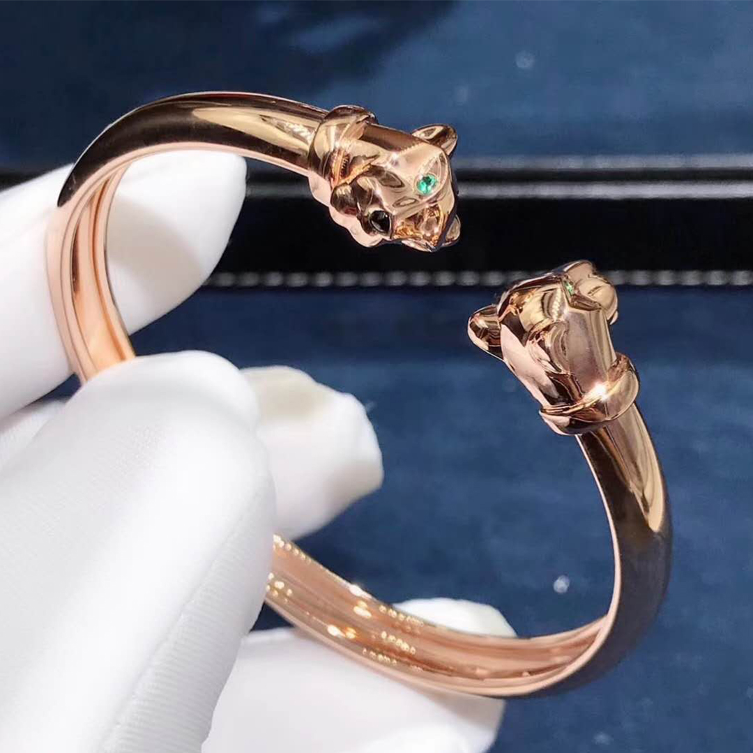 18K pink gold Panthère de Cartier bracelet set with tsavorite garnets and onyx