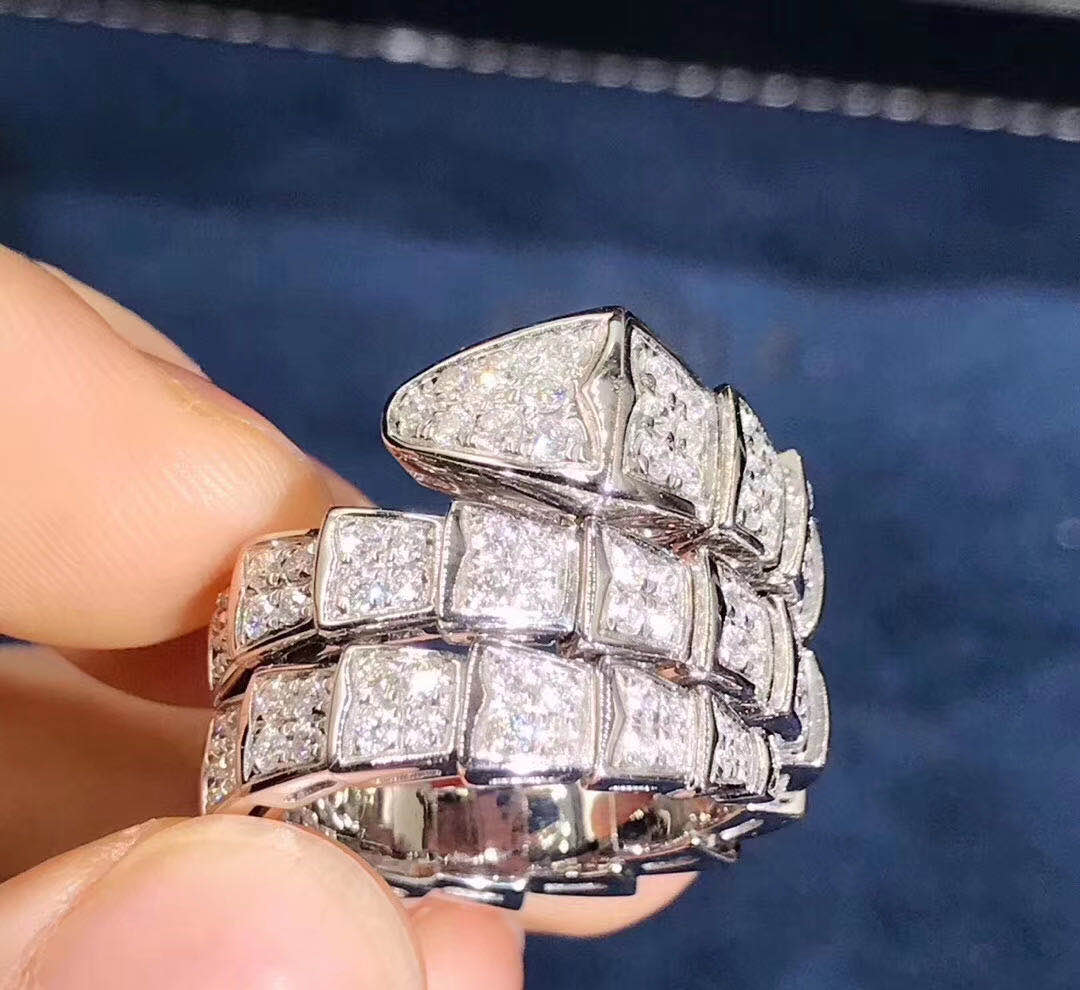 Bvlgari Serpenti two-coil ring in 18kt white gold set with full pavé diamonds AN855116