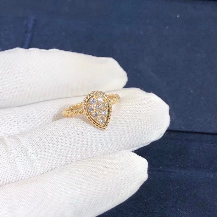 18K Yellow Gold Boucheron Serpent Bohème Ring S Motif Set with Pavé Diamonds