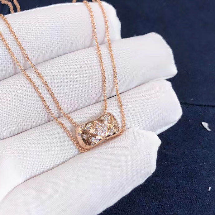 Chanel COCO CRUSH Necklace 18K Rose Gold With Diamond Pendant