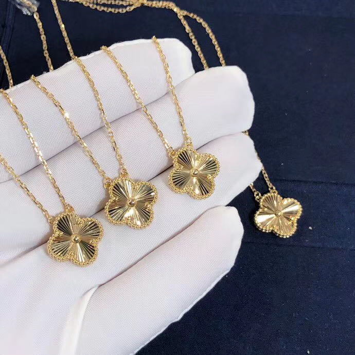 Van Cleef & Arpels 18K Yellow Gold Vintage Alhambra Pendant